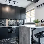 Black Luxury شقة *