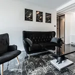 Black Luxury شقة