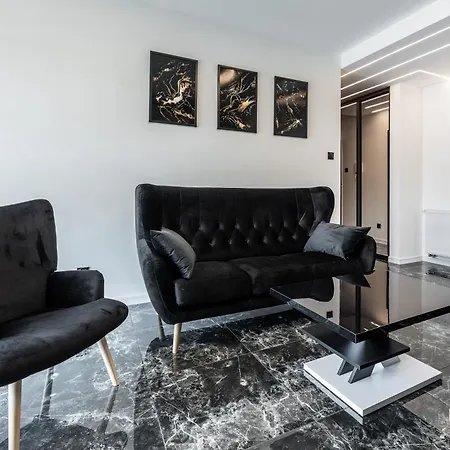 Black Luxury Apartment